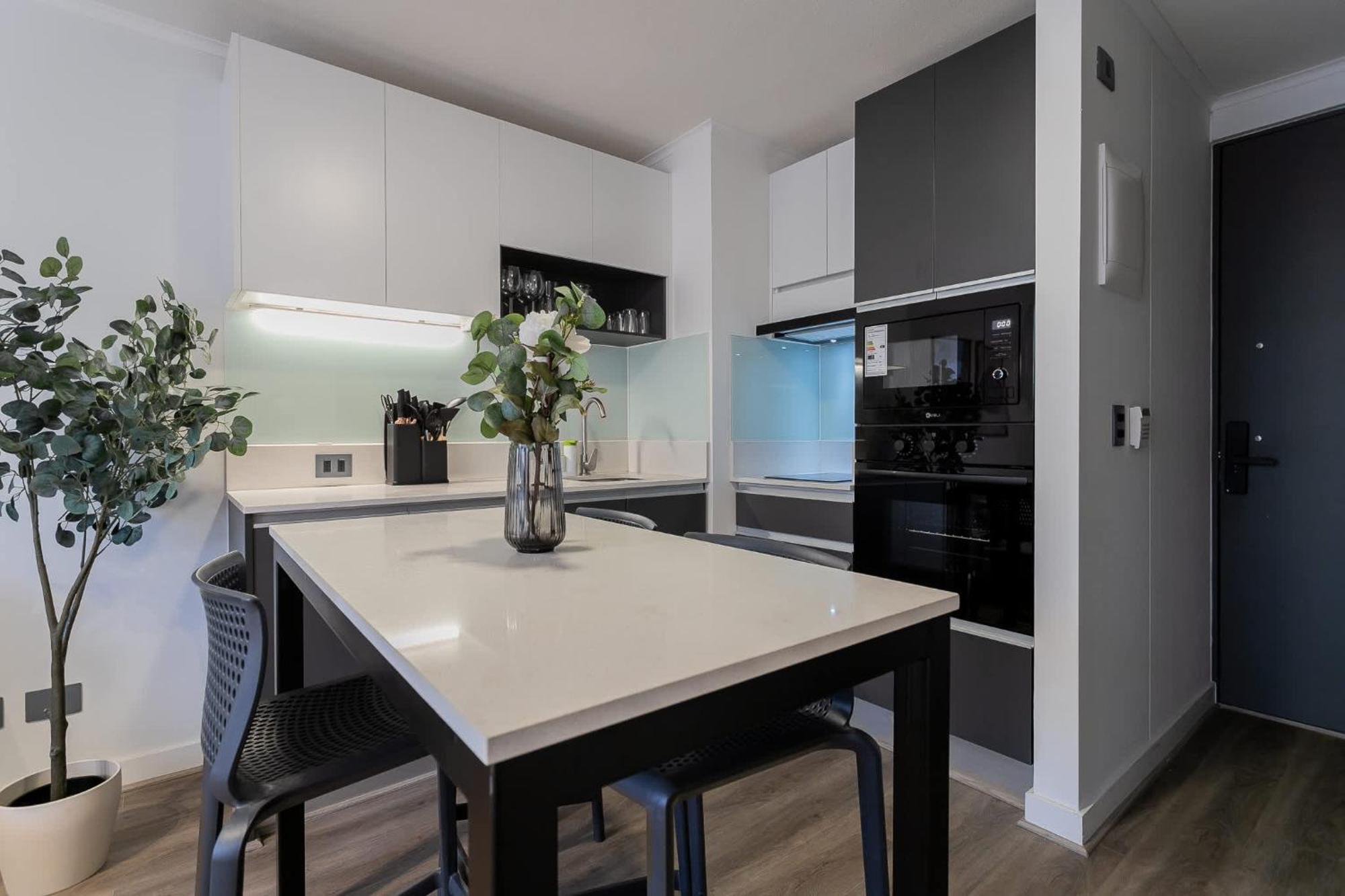 Chic Providencia Retreat Cozy 1br For 3 Guests Santiago